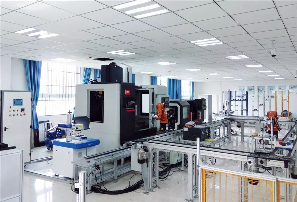 工業(yè)機(jī)器人智能制造創(chuàng)新設(shè)計工作站